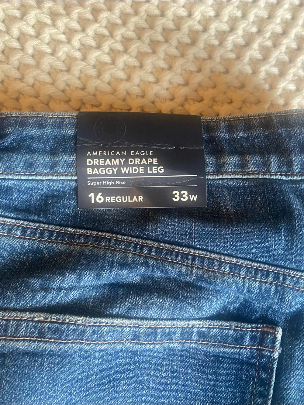 American Eagle High Waisted Baggy Wide Leg Jean - Picture 5 of 7